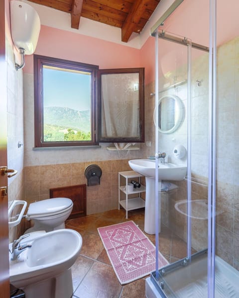 Agriturismo La Grotta Del Tesoro Farm Stay in Sardinia