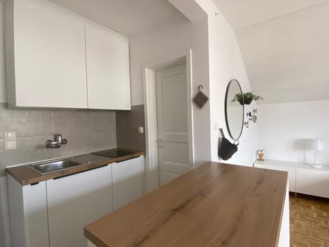 Property building, Kitchen or kitchenette