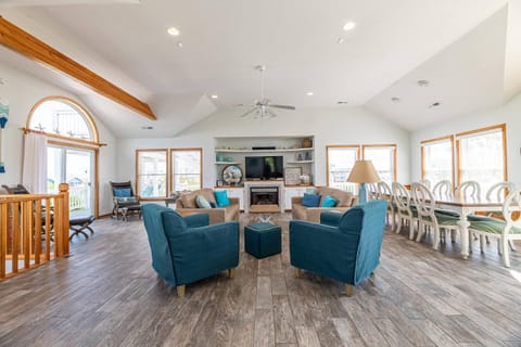 Mare Nostrum - Corolla, Whalehead, 430 Yds to Beach, Ocean View, Pool, Hot Tub, Events, Flex Stays House in Corolla