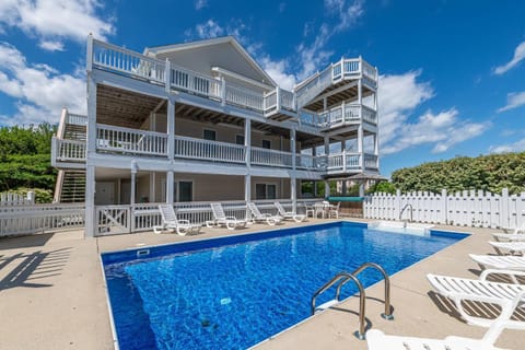 Mare Nostrum - Corolla, Whalehead, 430 Yds to Beach, Ocean View, Pool, Hot Tub, Events, Flex Stays House in Corolla