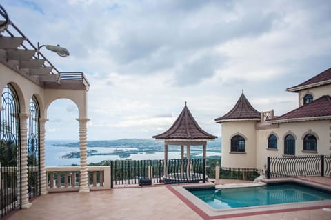 Property building, Pool view, Sea view, Swimming pool