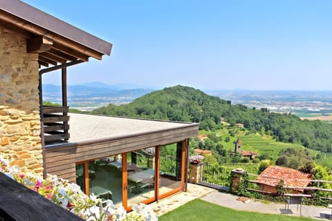 Day, Natural landscape, Balcony/Terrace