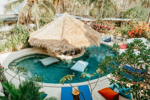 Day, Natural landscape, Garden, Garden view, Pool view, Swimming pool, Swimming pool, sunbed