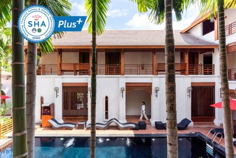 Property building, Swimming pool