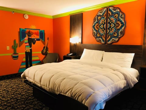Bed, Photo of the whole room, Decorative detail
