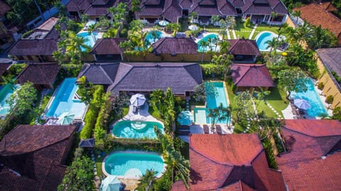 Property building, Day, Neighbourhood, Bird's eye view, Garden, Swimming pool, Swimming pool