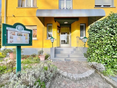 Property building, Facade/entrance, Spring