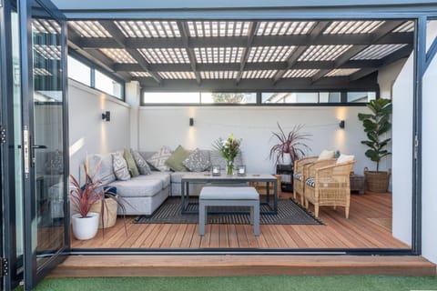 Patio, Garden, Seating area