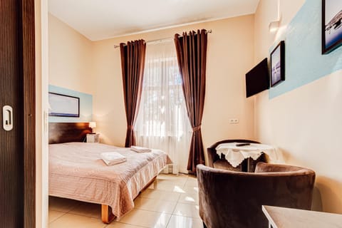 Bed, Photo of the whole room, Bedroom, hair dresser