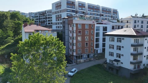 Property building, Day, Neighbourhood, City view, Street view, Location, Parking