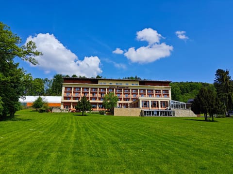 Property building, Spring, Natural landscape