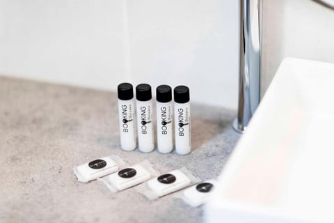 Bathroom, Decorative detail