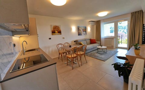 Living room, Dining area, kitchen