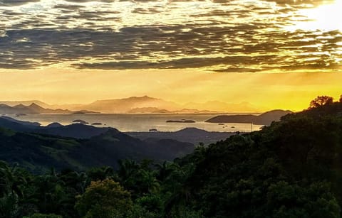 Natural landscape, View (from property/room), View (from property/room), City view, City view, Sunrise