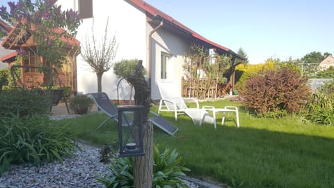 Domek nad jeziorem Bystrzyna Nature lodge in West Pomeranian Voivodeship, Poland