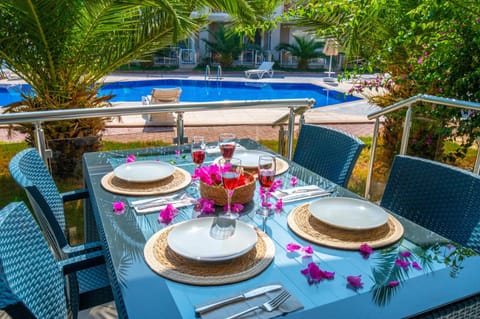 Garden, Garden view, Pool view
