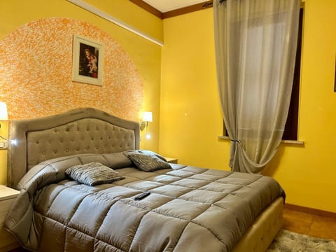 TV and multimedia, Bedroom, internet, locker, air conditioner