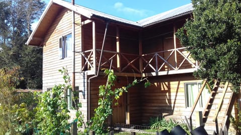 Property building, Facade/entrance, Off site, Autumn