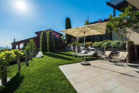 Property building, Garden