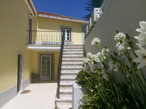 Property building, Patio, Facade/entrance