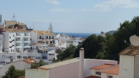 Property building, Balcony/Terrace, Sea view