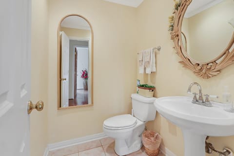 Whispering Ridge Ranch House in Wimberley