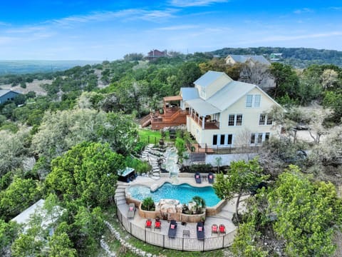 Whispering Ridge Ranch House in Wimberley