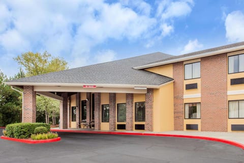 Property building, On site