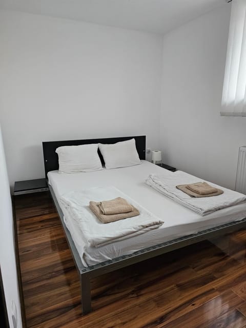 DND-X Inn in Vojvodina