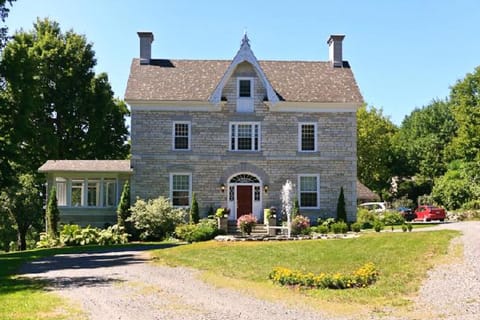 Property building, Day, Garden