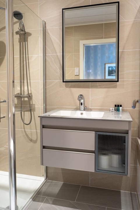 Grampian Hotel Hotel in Perth