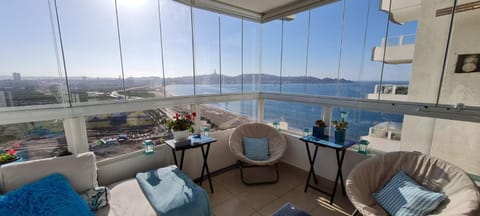 Day, View (from property/room), Balcony/Terrace, Living room, Sea view