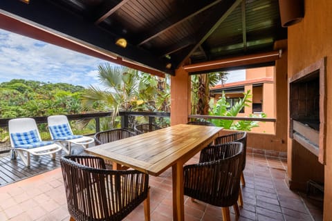 Patio, BBQ facilities