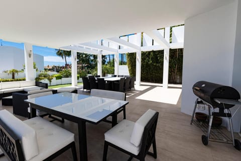 Day, Balcony/Terrace