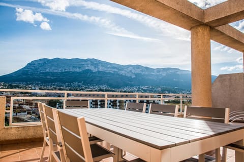 Balcony/Terrace, Mountain view, Sea view