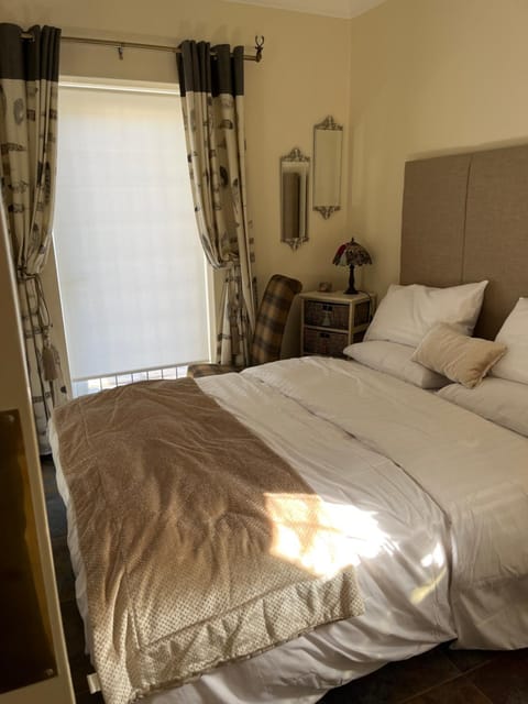 Retreat at The Knowe Auchincruive Estate Bed and Breakfast in England