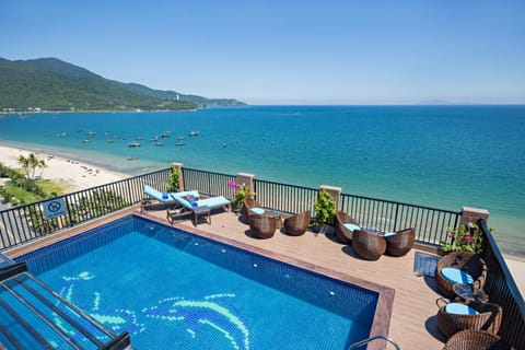 Restaurant/places to eat, Bird's eye view, BBQ facilities, Balcony/Terrace, Beach, Mountain view, Pool view, Sea view, Swimming pool, Swimming pool, Swimming pool, Alcoholic drinks, Non alcoholic drinks
