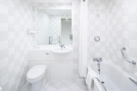 Toilet, Bathroom, Seating area