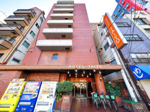 Property building, Facade/entrance