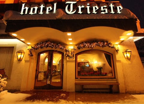 Facade/entrance, Facade/entrance, Night, Winter