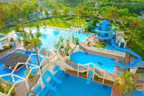Aqua park, Swimming pool