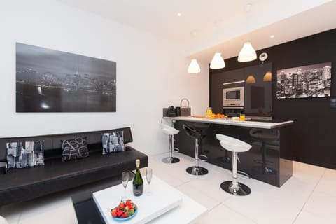 Living room, Dining area