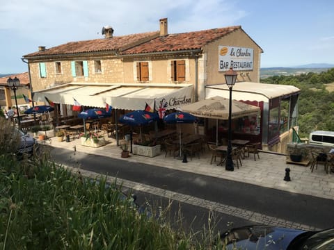 Restaurant/places to eat, Lunch, Dinner, Drinks, Alcoholic drinks, Non alcoholic drinks