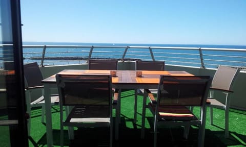 Natural landscape, Balcony/Terrace, Sea view