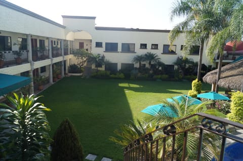 Property building, Garden