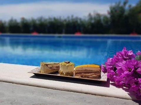 Food, Pool view, Swimming pool