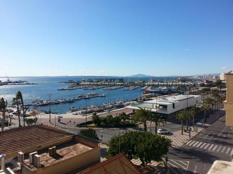 Day, Balcony/Terrace, Autumn, Sea view, Street view