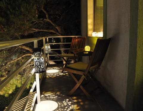 Night, Balcony/Terrace
