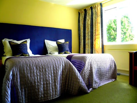 Day, Photo of the whole room