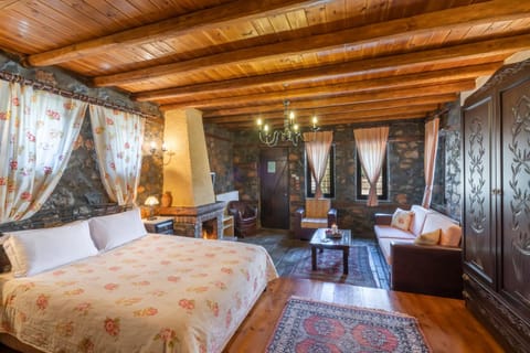 ROUGA Mountain Boutique Suites & Spa Chalet in Decentralized Administration of Macedonia and Thrace
